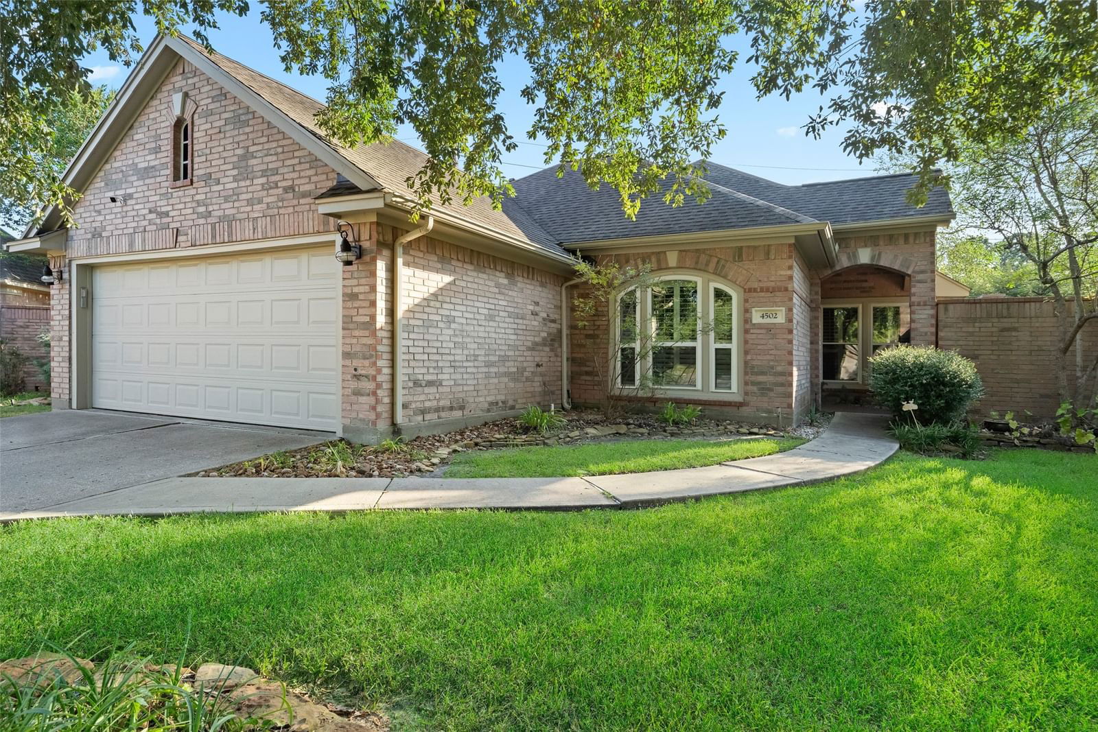 Real estate property located at 4502 Elmstone, Harris, Kings Crossing Sec 21, Houston, TX, US