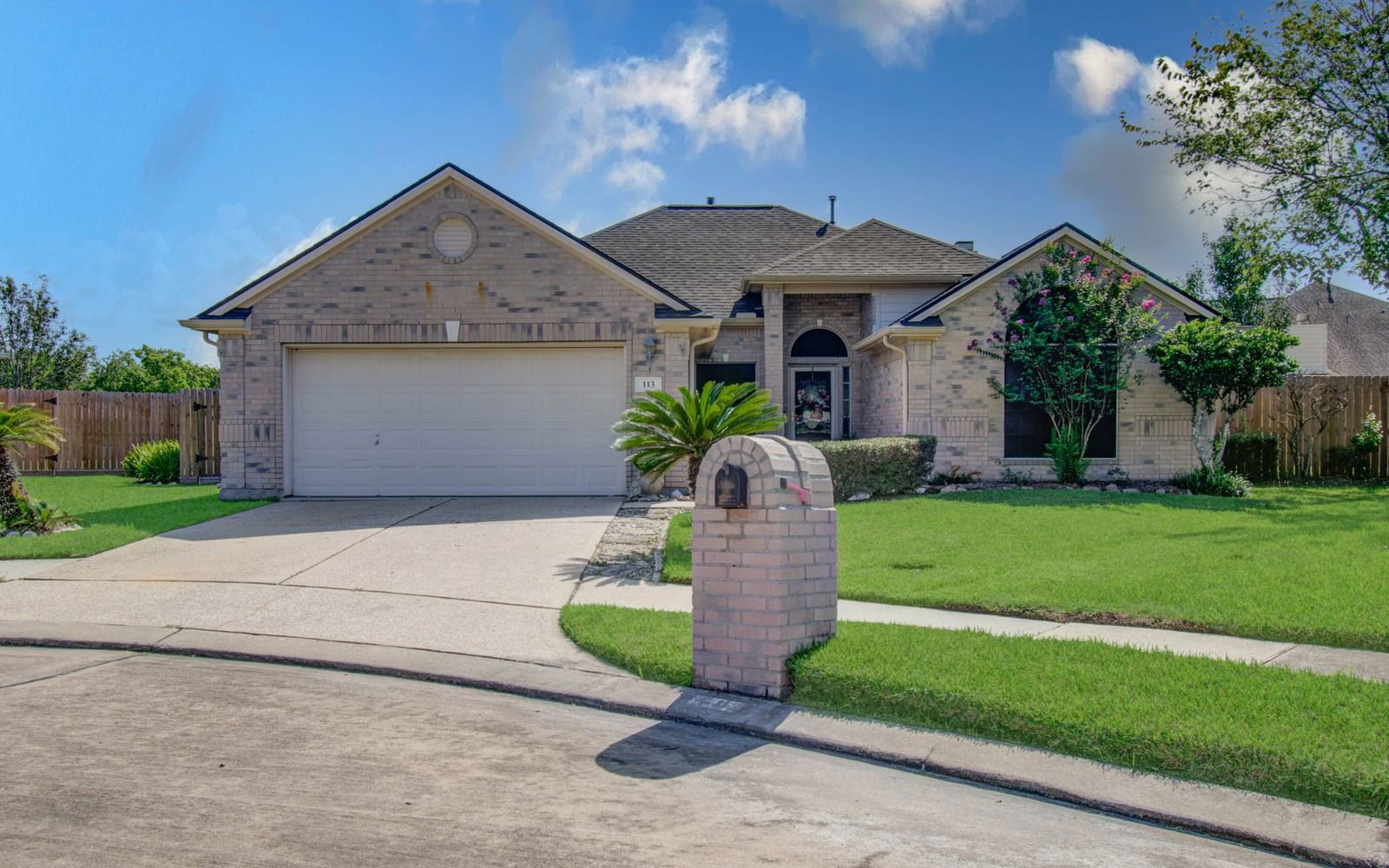 Real estate property located at 113 Kevin, Harris, Spencer Landing Sec 03, La Porte, TX, US