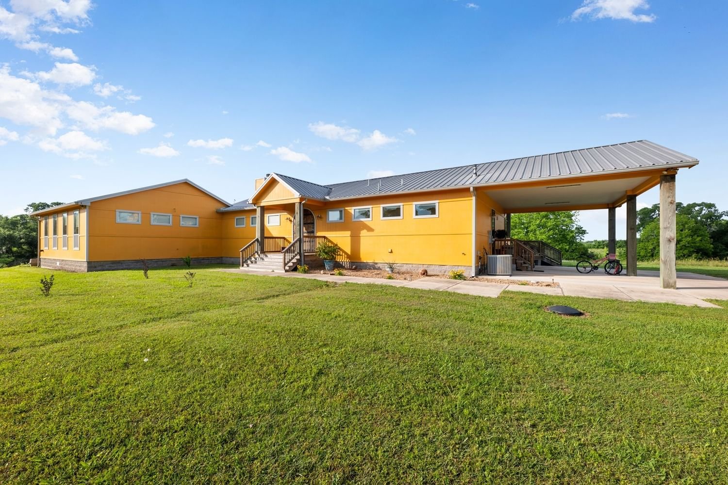 Real estate property located at 4569 Gloster, Austin, N/A, Sealy, TX, US