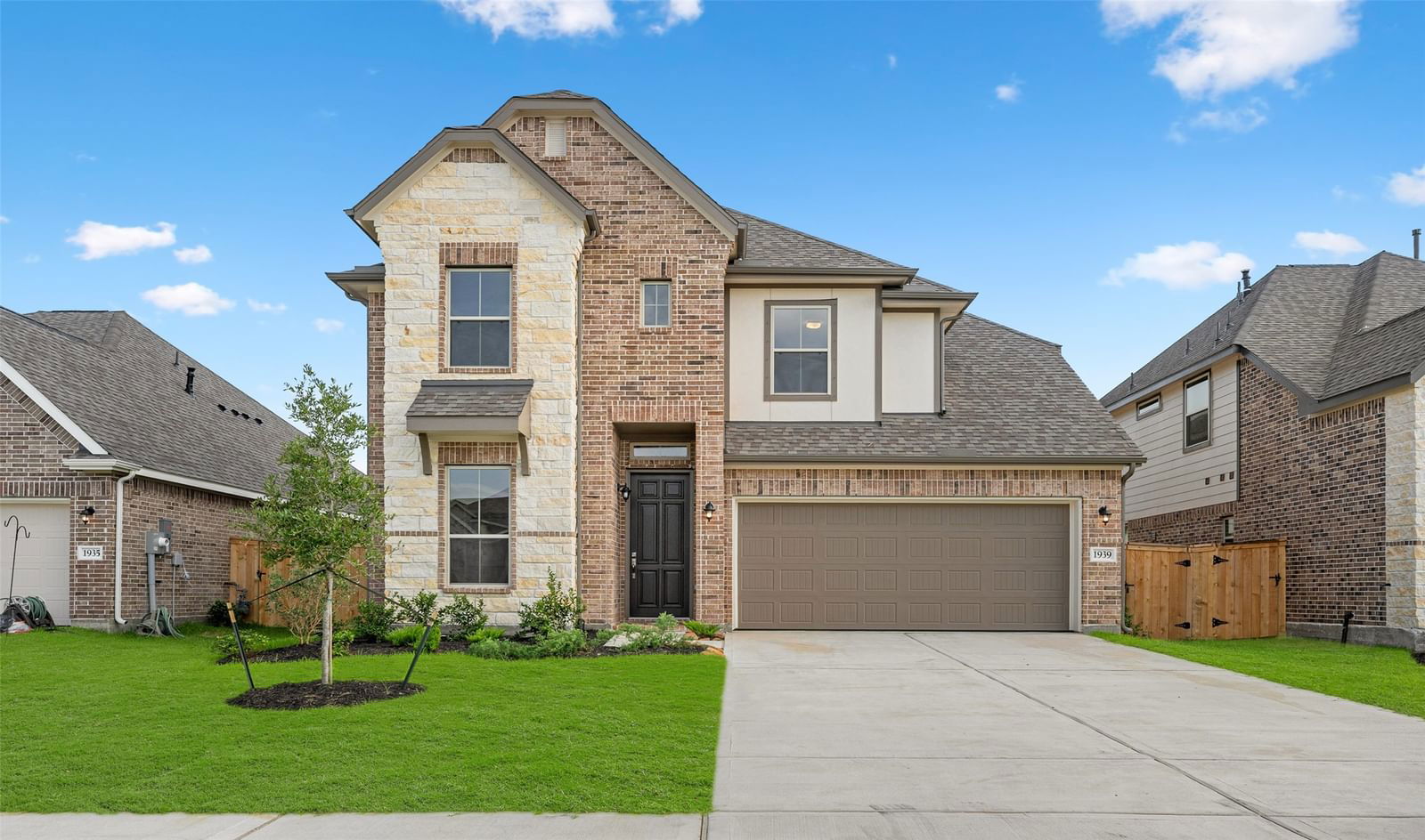 Real estate property located at 1939 Parks Edge, Brazoria, Windrose Green, Angleton, TX, US