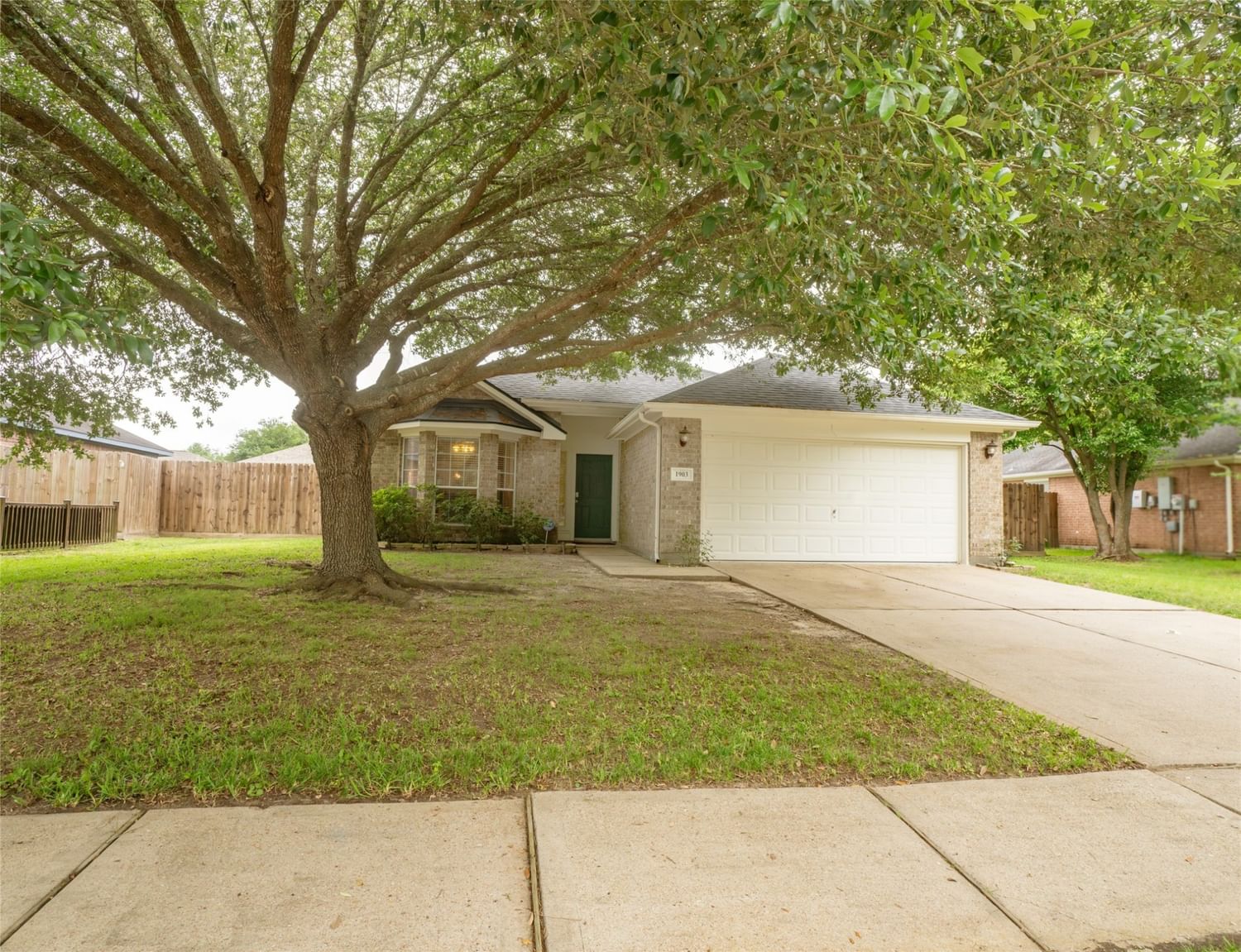 Real estate property located at 1903 Cedar, Liberty, Oakwood, Sec 1, Dayton, TX, US