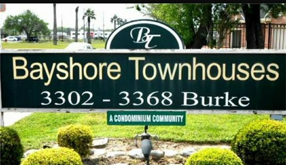 Real estate property located at 3306 Burke #17, Harris, Bayshore T/H Condo, Pasadena, TX, US