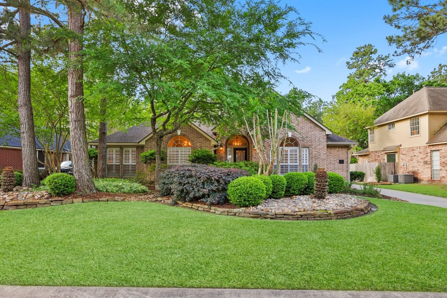 Real estate property located at 83 Floral Leaf, Montgomery, Wdlnds Village Cochrans Cr, The Woodlands, TX, US