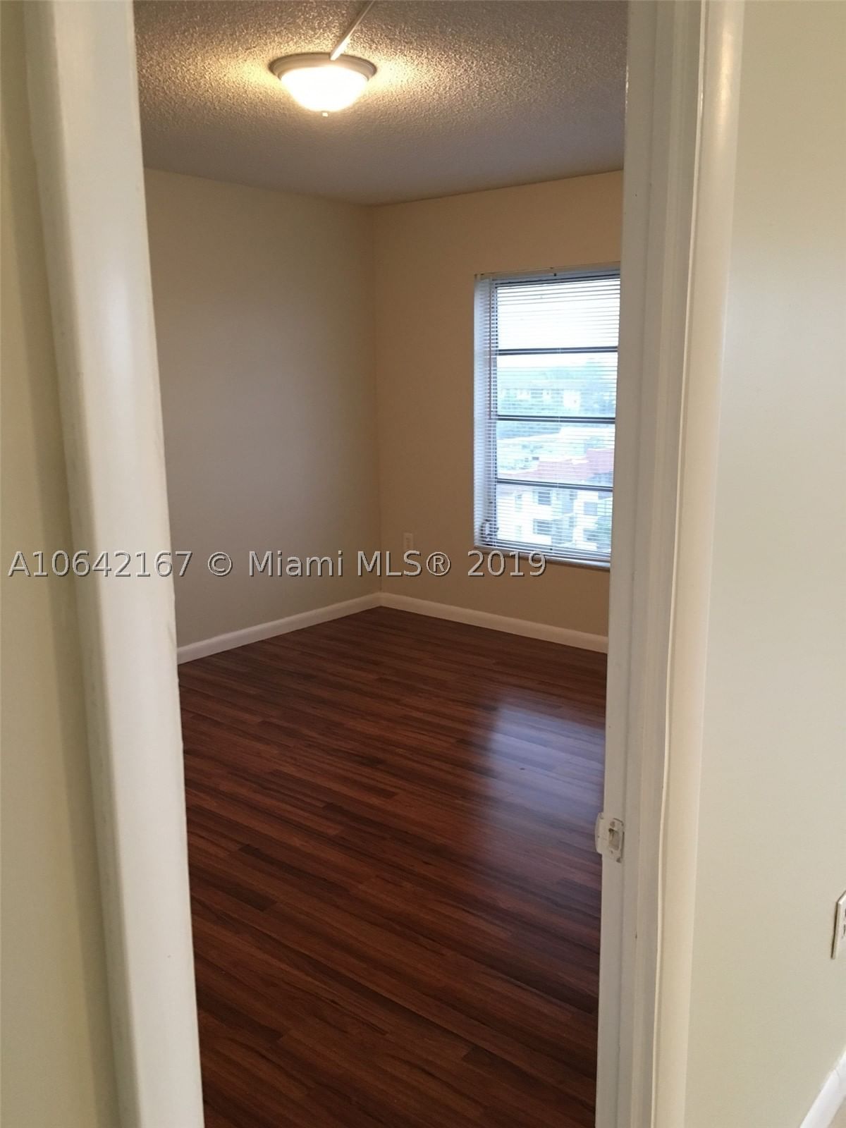 Real estate property located at 4164 Inverrary Dr #813, Broward, Manors Of Inverrary, Lauderhill, FL