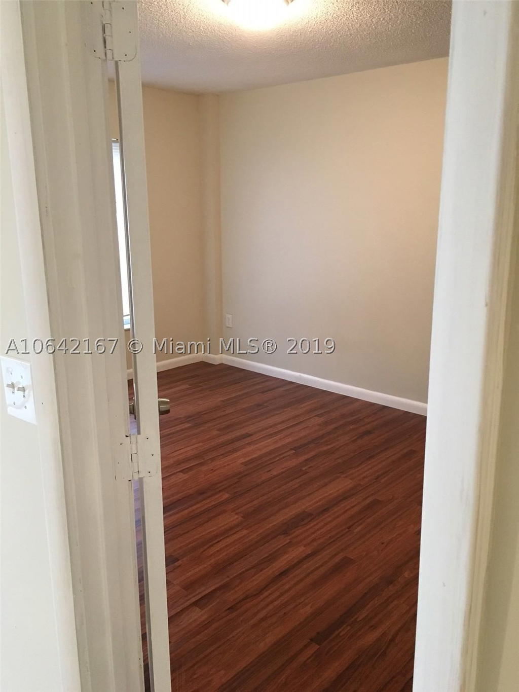 Real estate property located at 4164 Inverrary Dr #813, Broward, Manors Of Inverrary, Lauderhill, FL