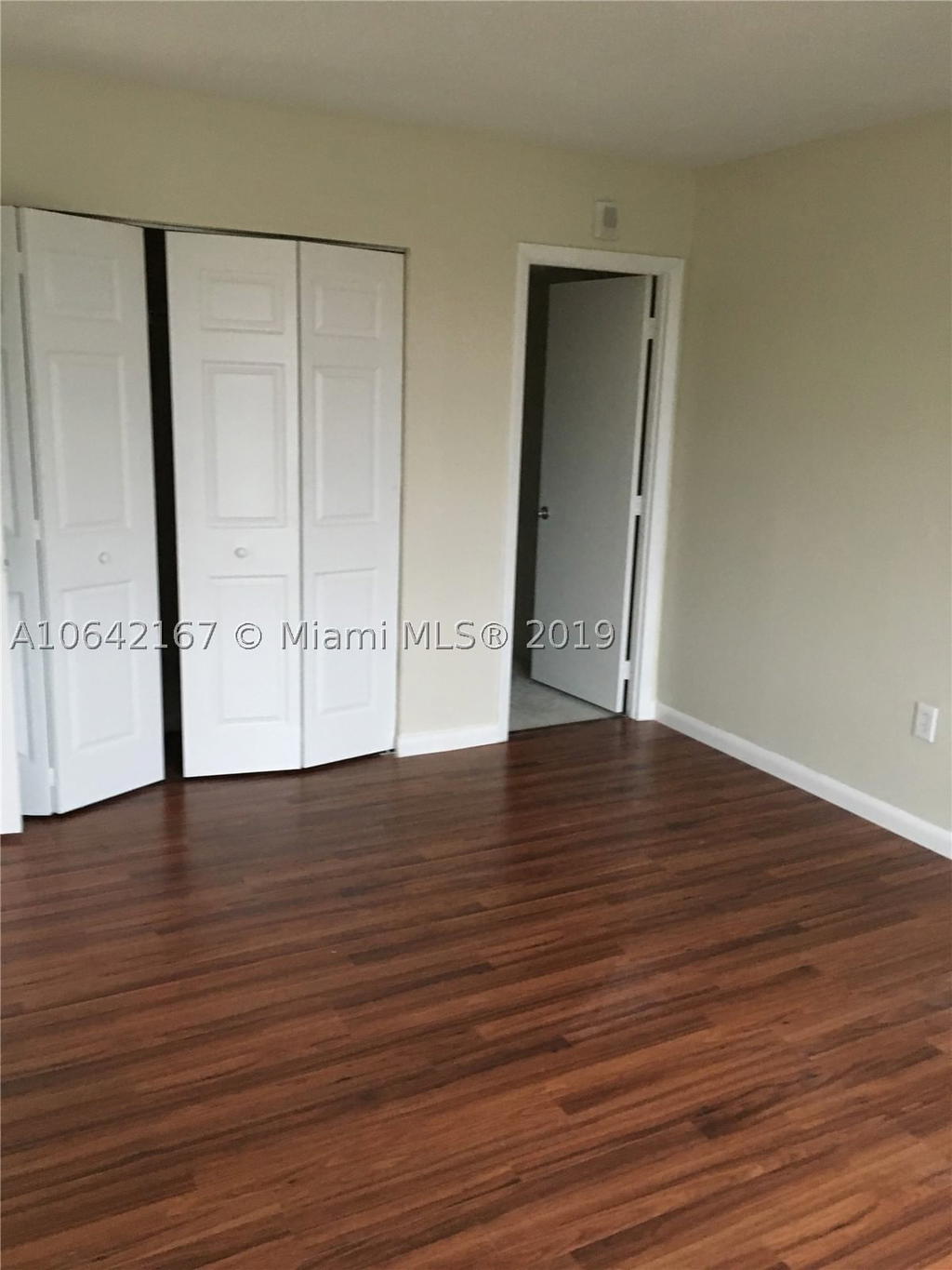 Real estate property located at 4164 Inverrary Dr #813, Broward, Manors Of Inverrary, Lauderhill, FL