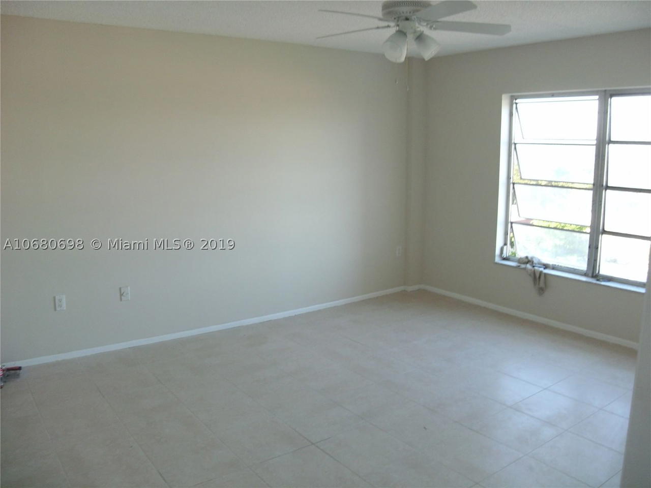 Real estate property located at 4174 Inverrary Dr #911, Broward, Manors Of Inverrary, Lauderhill, FL