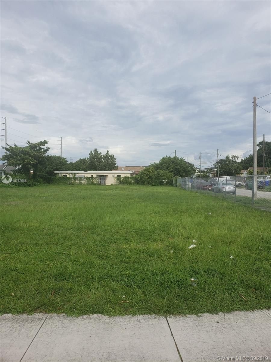 Real estate property located at NW 17 Nw 66 St, Miami-Dade County, Miami, FL
