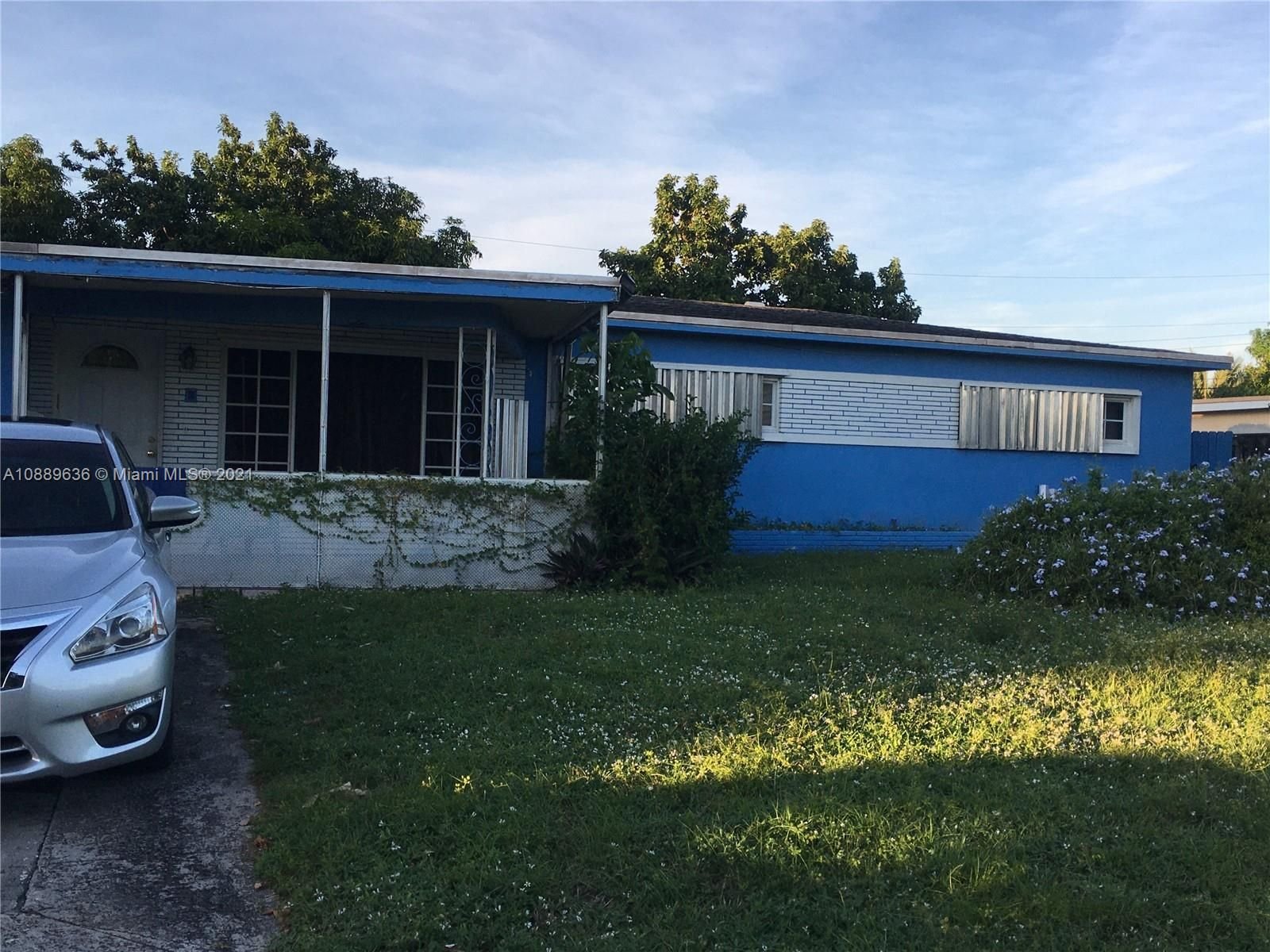 Real estate property located at 7025 16th Ct, Broward County, Pembroke Pines, FL