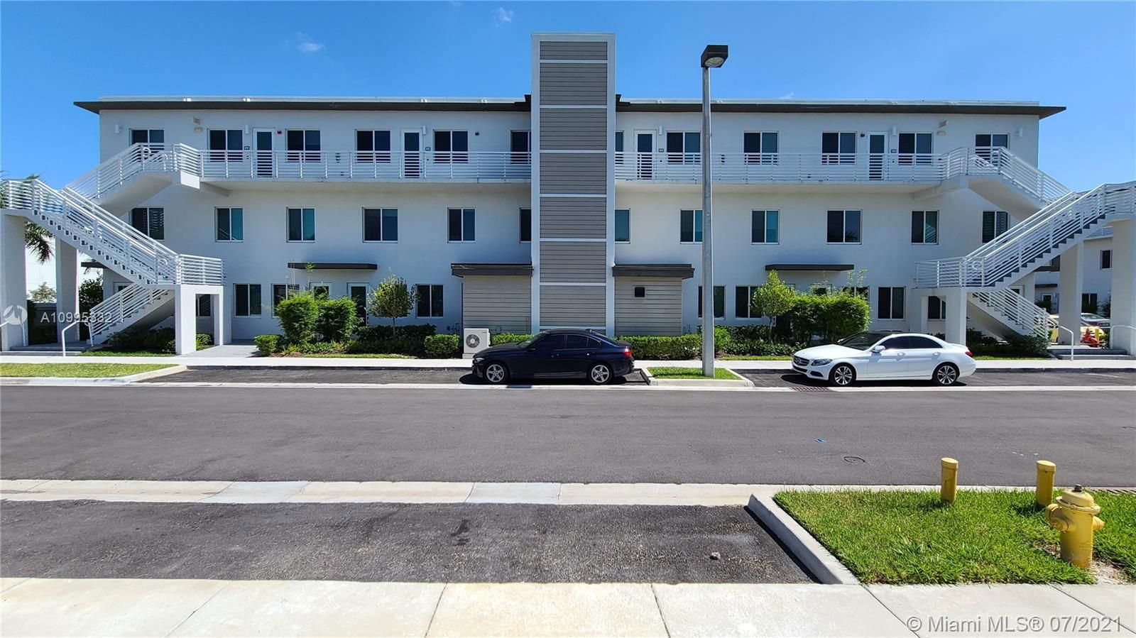 Real estate property located at 10222 64th Way #301, Miami-Dade County, Doral, FL