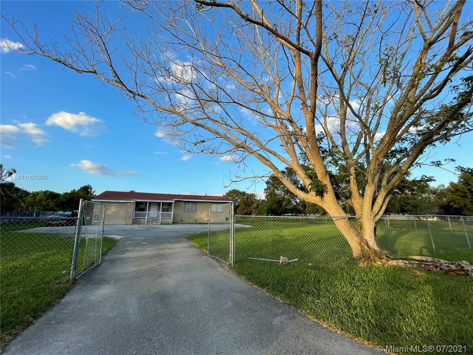 Real estate property located at 10965 28th St, Miami-dade County, Miami, FL