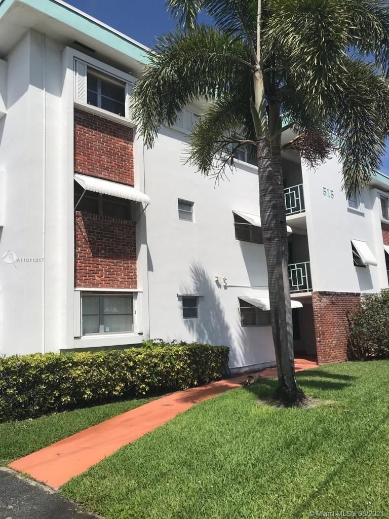 Real estate property located at 515 Crescent Dr #310, Broward County, Hollywood, FL