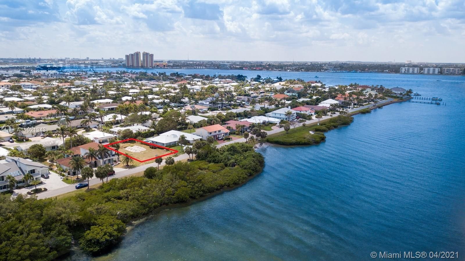 Real estate property located at 1161 Pine Point Rd, Palm Beach County, Singer Island, FL