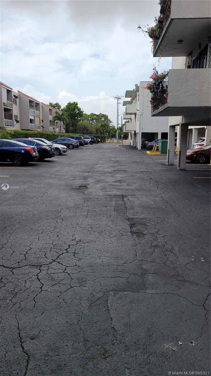 Real estate property located at 633 Royal Poinciana Blvd A-102, Miami-Dade County, Miami Springs, FL