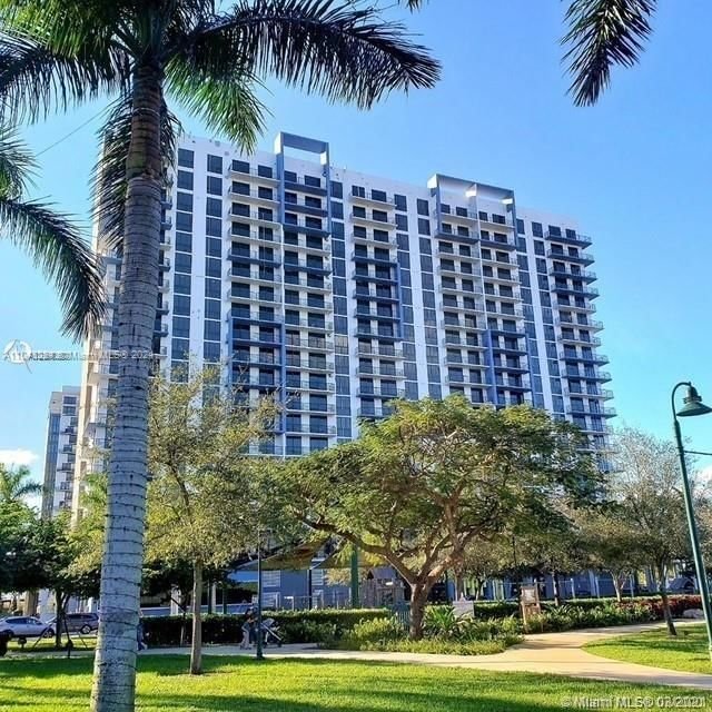 Real estate property located at 5350 84th Ave #613, Miami-Dade County, 5350 PARK CONDO, Doral, FL
