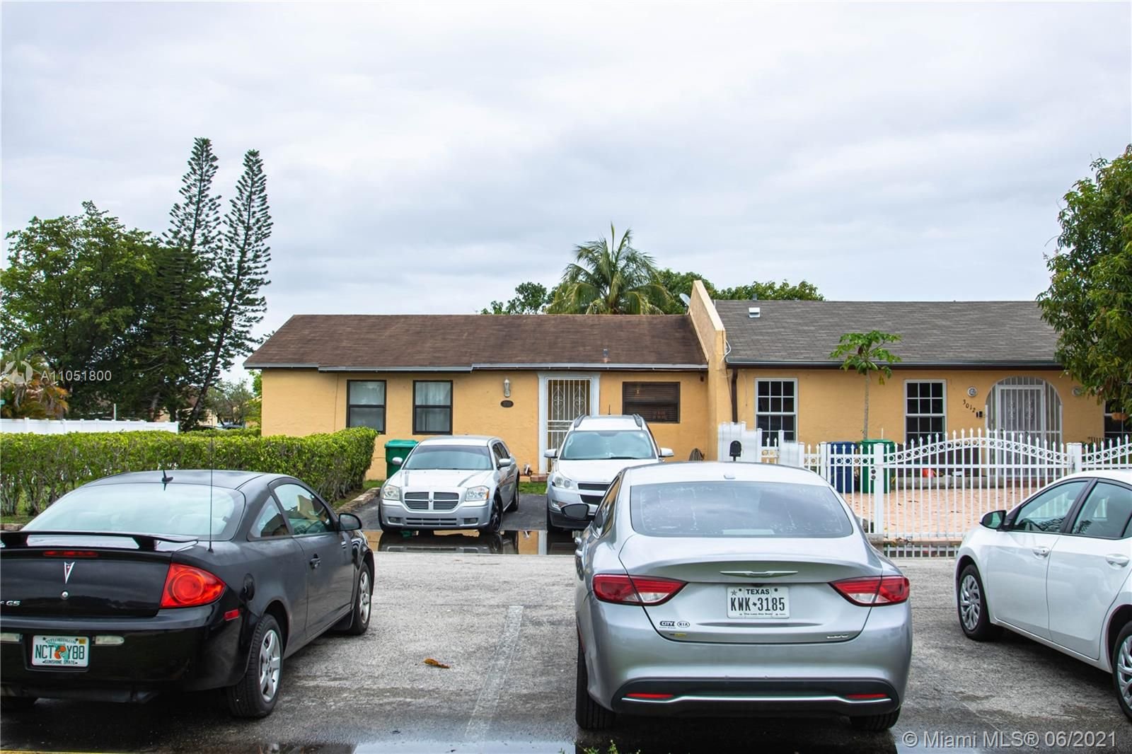 Real estate property located at 3010 204th Ter, Miami-Dade County, Miami Gardens, FL