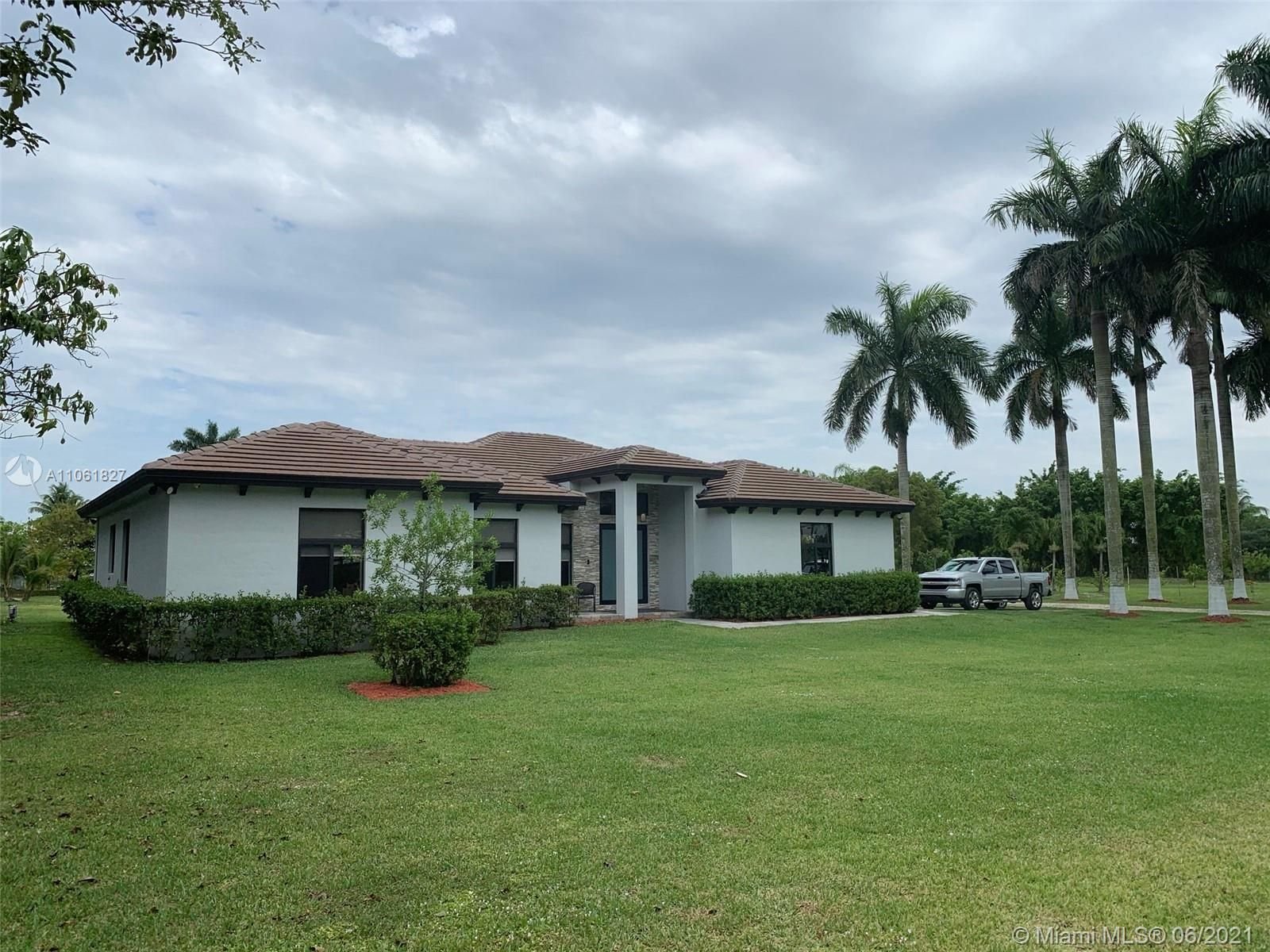 Real estate property located at 17655 182 Avenue, Miami-Dade County, Miami, FL