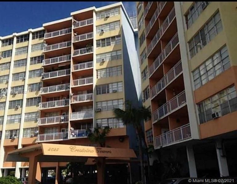 Real estate property located at 2025 164th St #415, Miami-Dade County, North Miami Beach, FL