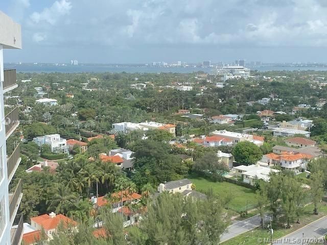 Real estate property located at 4101 Pine Tree Dr #1807, Miami-Dade County, Miami Beach, FL