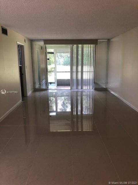 Real estate property located at 300 Hollybrook Dr #106, Broward County, Pembroke Pines, FL