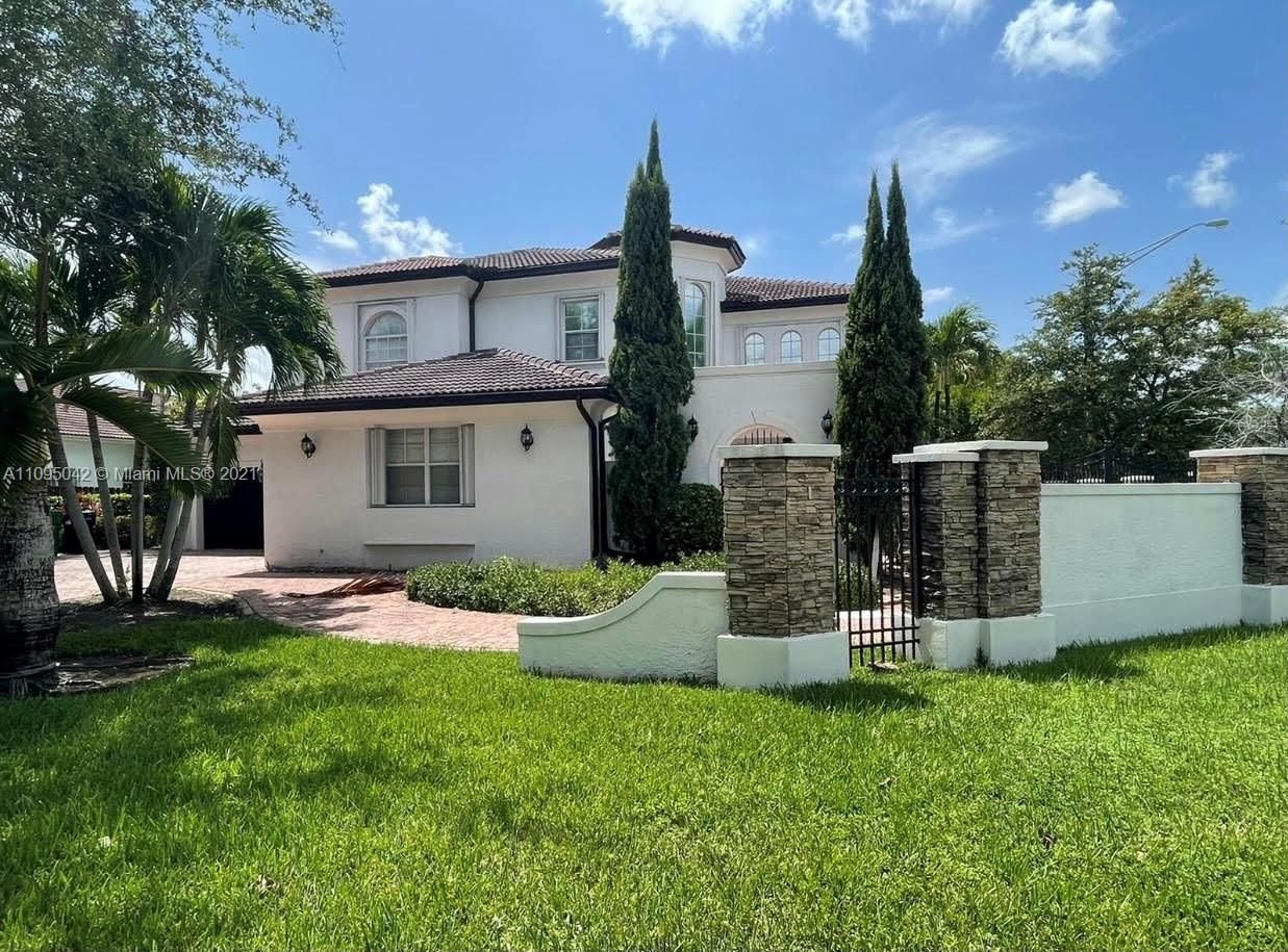 Real estate property located at 7202 123rd Pl, Miami-Dade County, Miami, FL