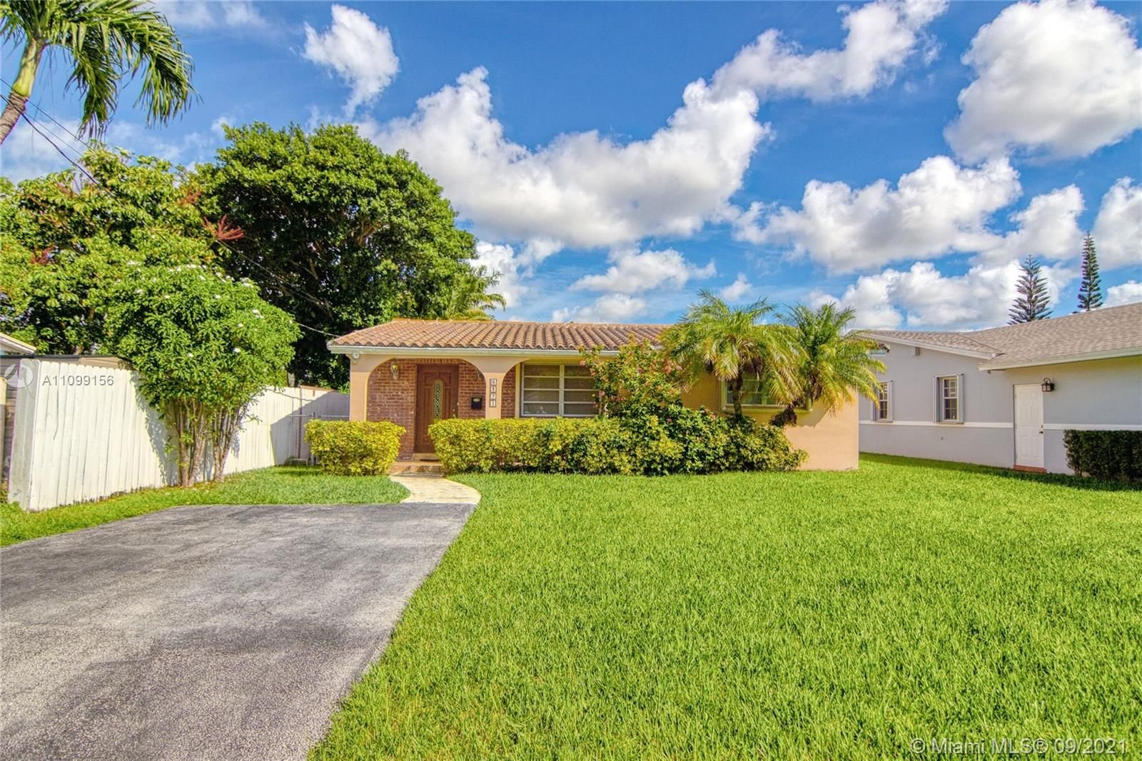 Real estate property located at 6371 31st St, Miami-Dade County, Miami, FL