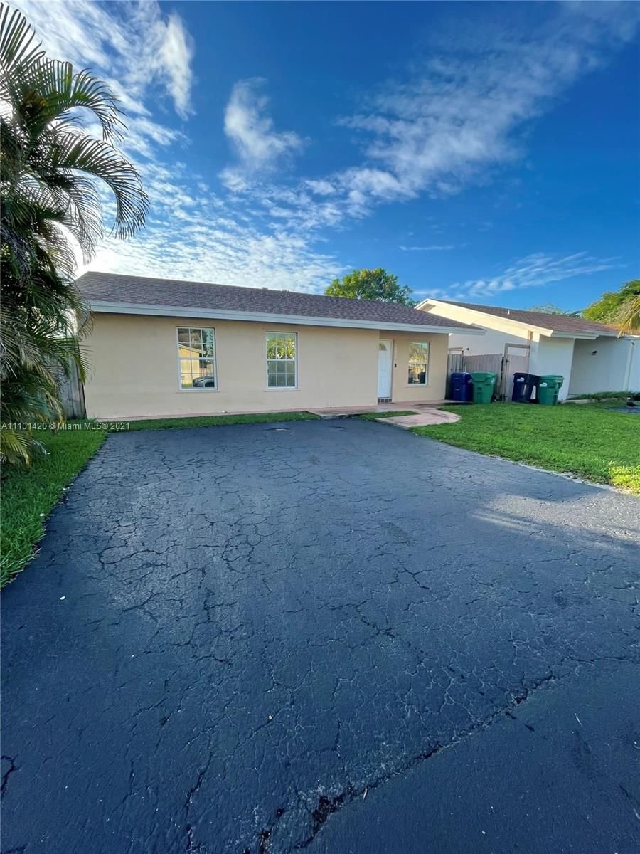 Real estate property located at 13822 46th Ln, Miami-Dade County, Miami, FL