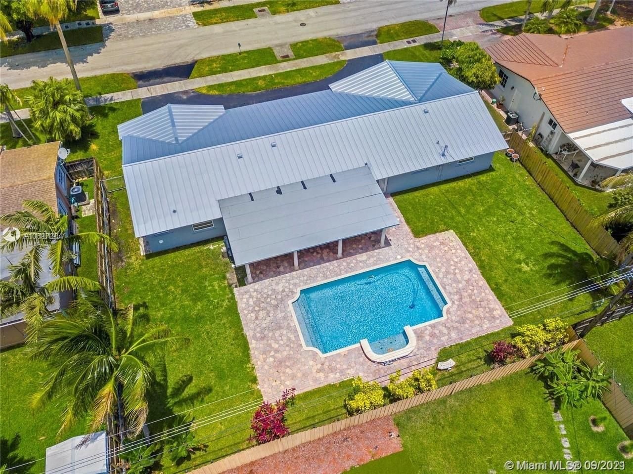 Real estate property located at 8620 85th Ave, Miami-Dade County, Miami, FL