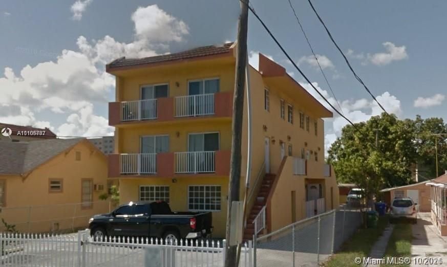 Real estate property located at 835 2nd St #4, Miami-Dade County, Miami, FL