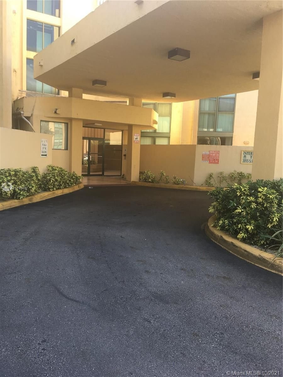 Real estate property located at 2055 122nd Ave #129, Miami-Dade County, Miami, FL