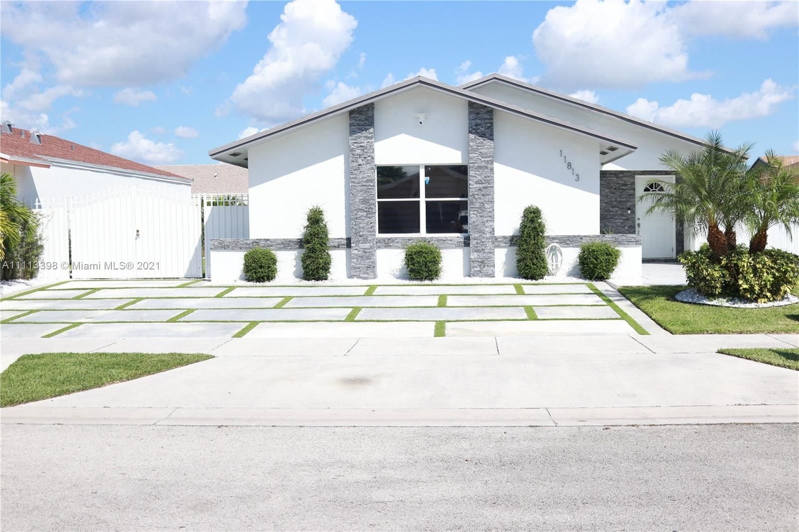 Real estate property located at 11813 210th St, Miami-Dade County, Miami, FL