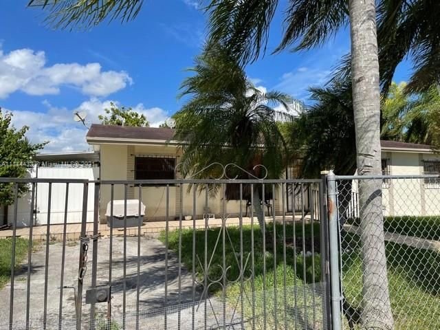 Real estate property located at 12311 185th St, Miami-Dade County, Miami, FL