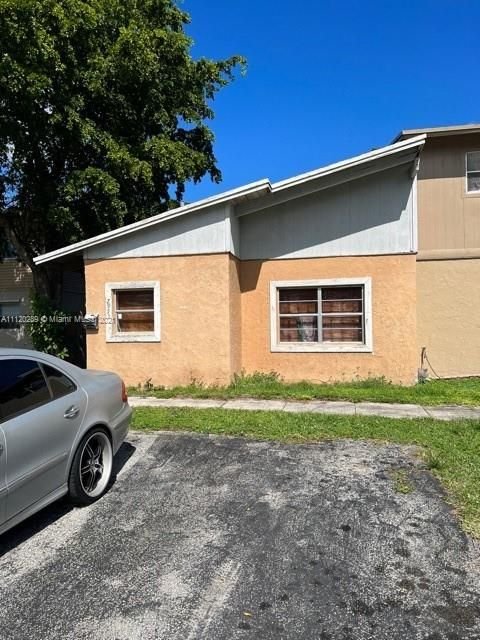 Real estate property located at 7953 7th Ct, Broward County, North Lauderdale, FL