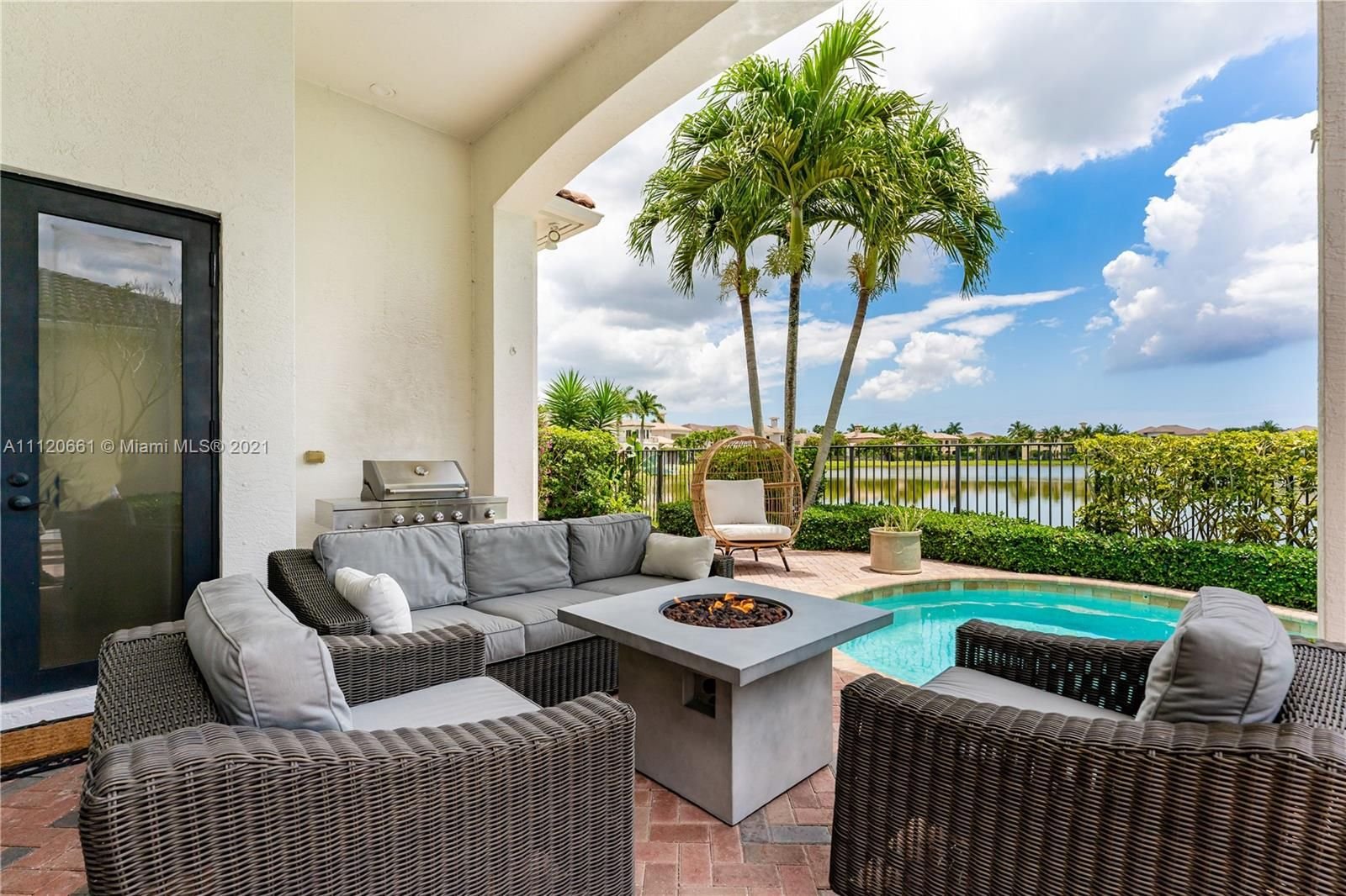Real estate property located at 17937 Villa Club Way, Palm Beach County, Boca Raton, FL
