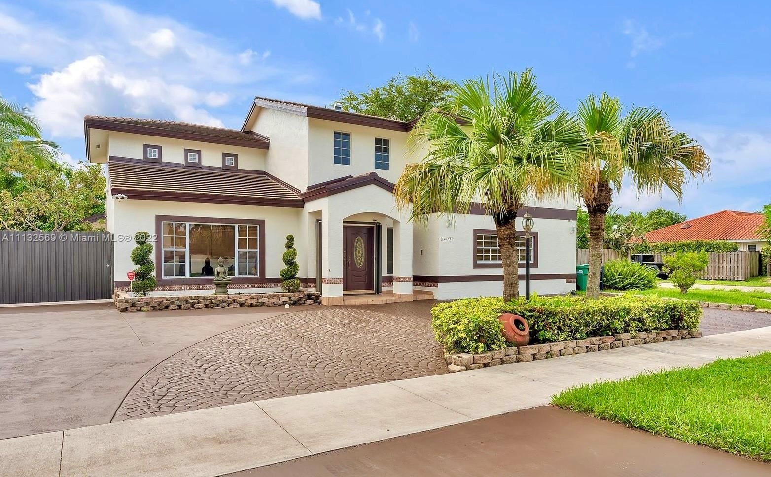 Real estate property located at 12490 96th St, Miami-Dade County, Miami, FL