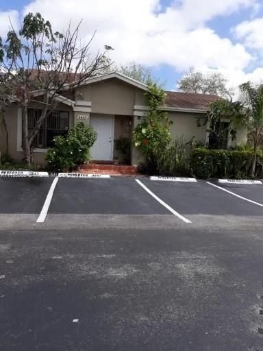 Real estate property located at 6447 152nd Pl #6-47, Miami-Dade County, Miami, FL