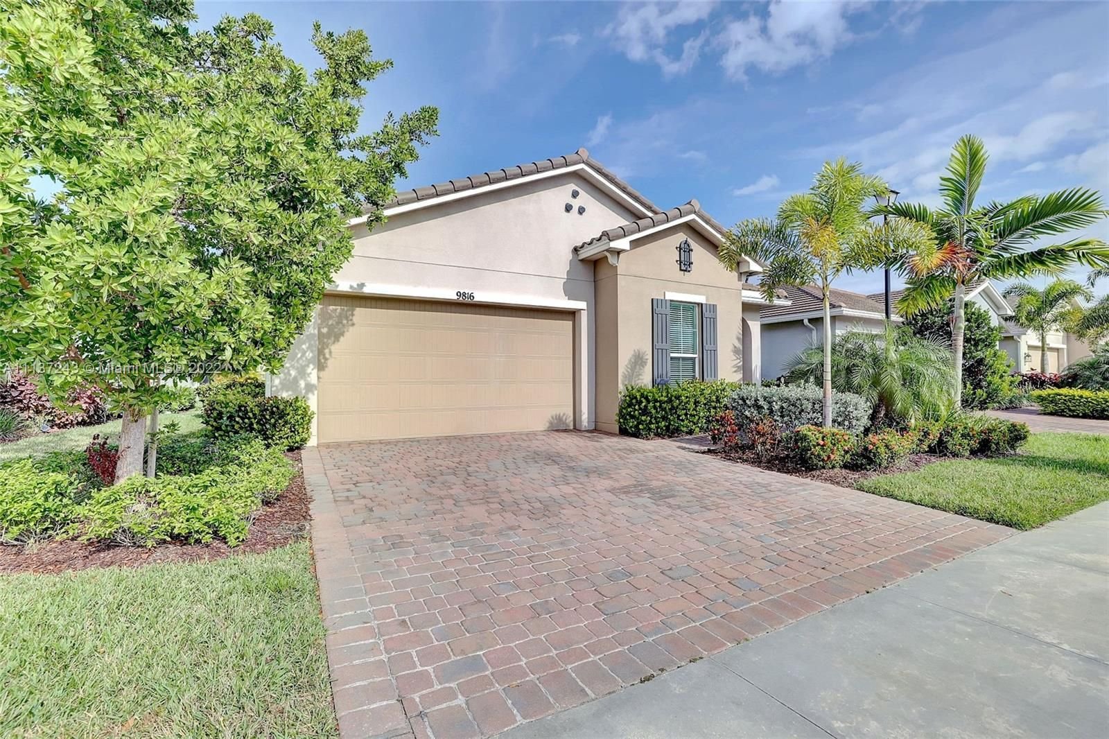 Real estate property located at 9816 Trumpet Tree Cir, St Lucie County, Port St. Lucie, FL