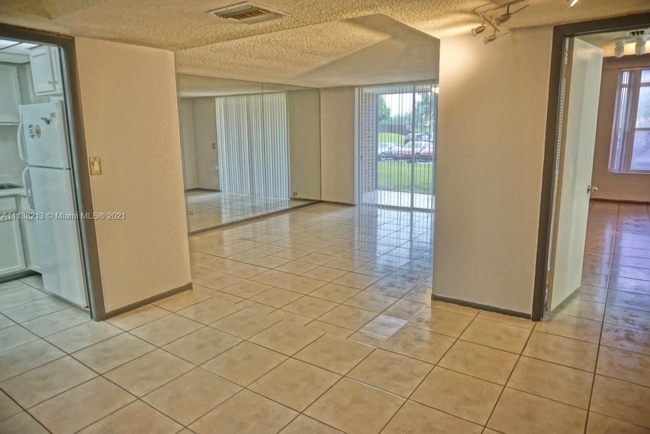 Real estate property located at 3690 Inverrary Dr #1Q, Broward County, Lauderhill, FL
