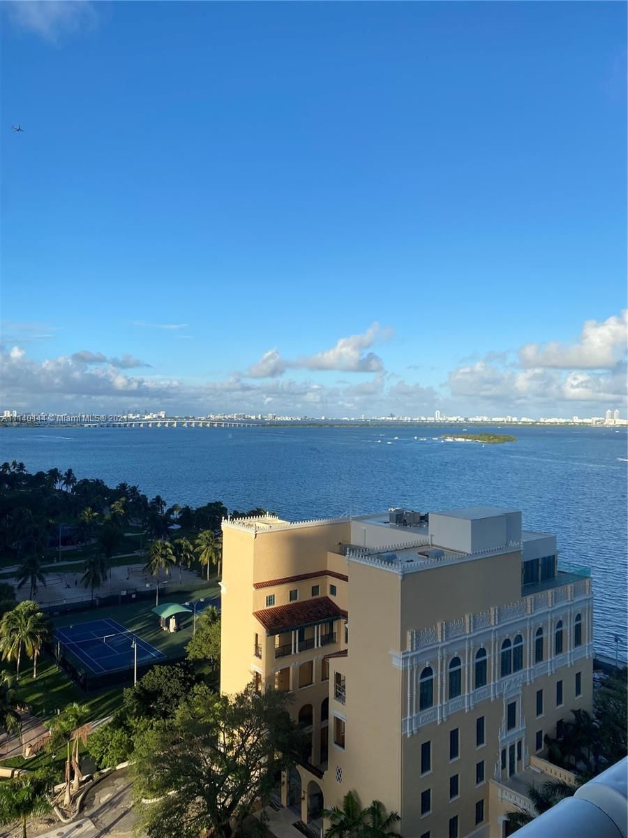 Real estate property located at 1717 Bayshore Dr #1647, Miami-Dade County, Miami, FL