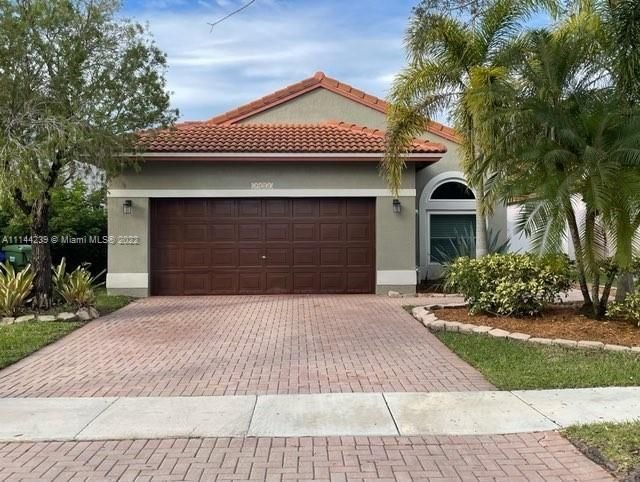 Real estate property located at 19253 14th St, Broward County, Pembroke Pines, FL