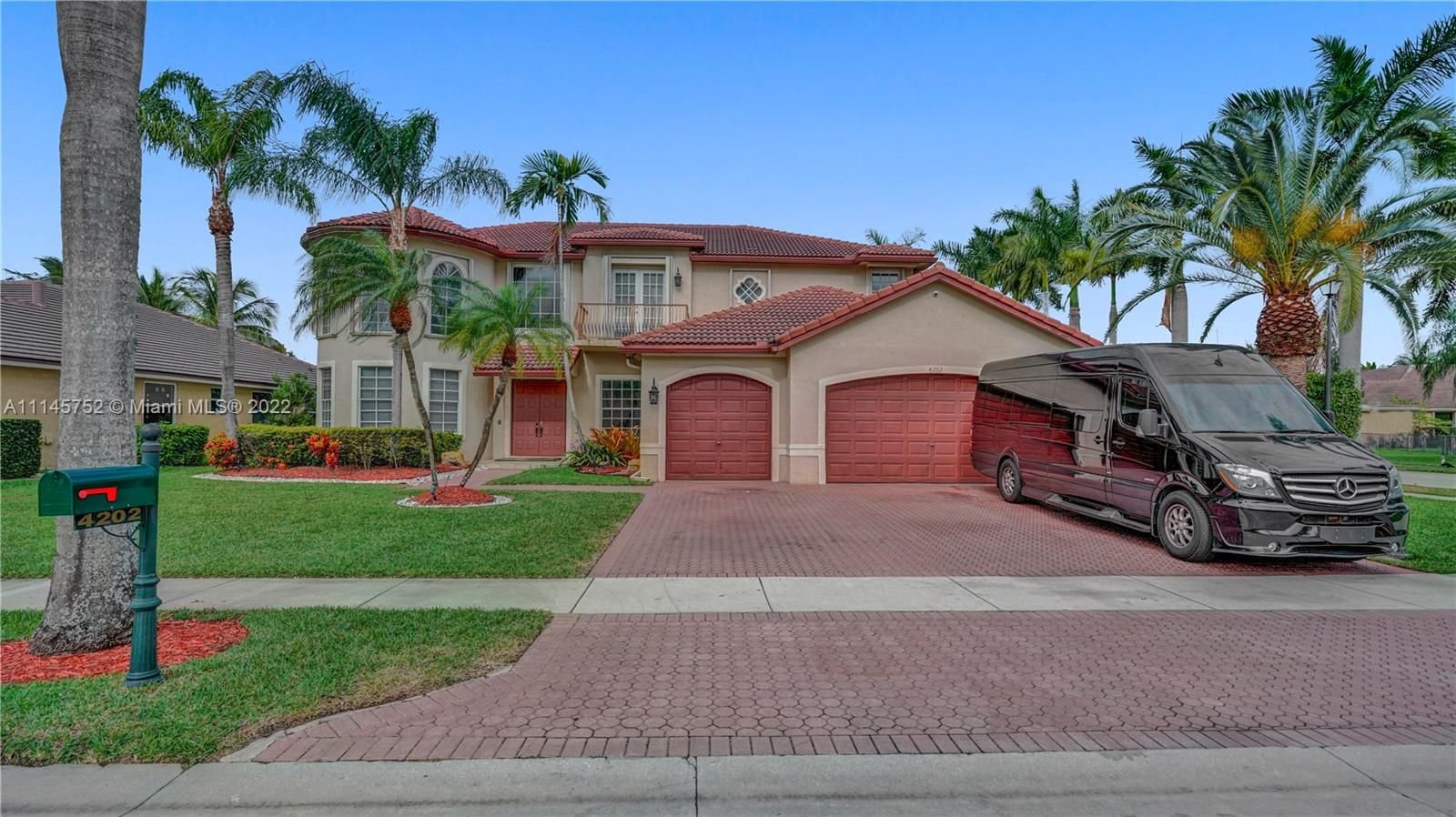 Real estate property located at 4202 186th Ave, Broward County, Miramar, FL
