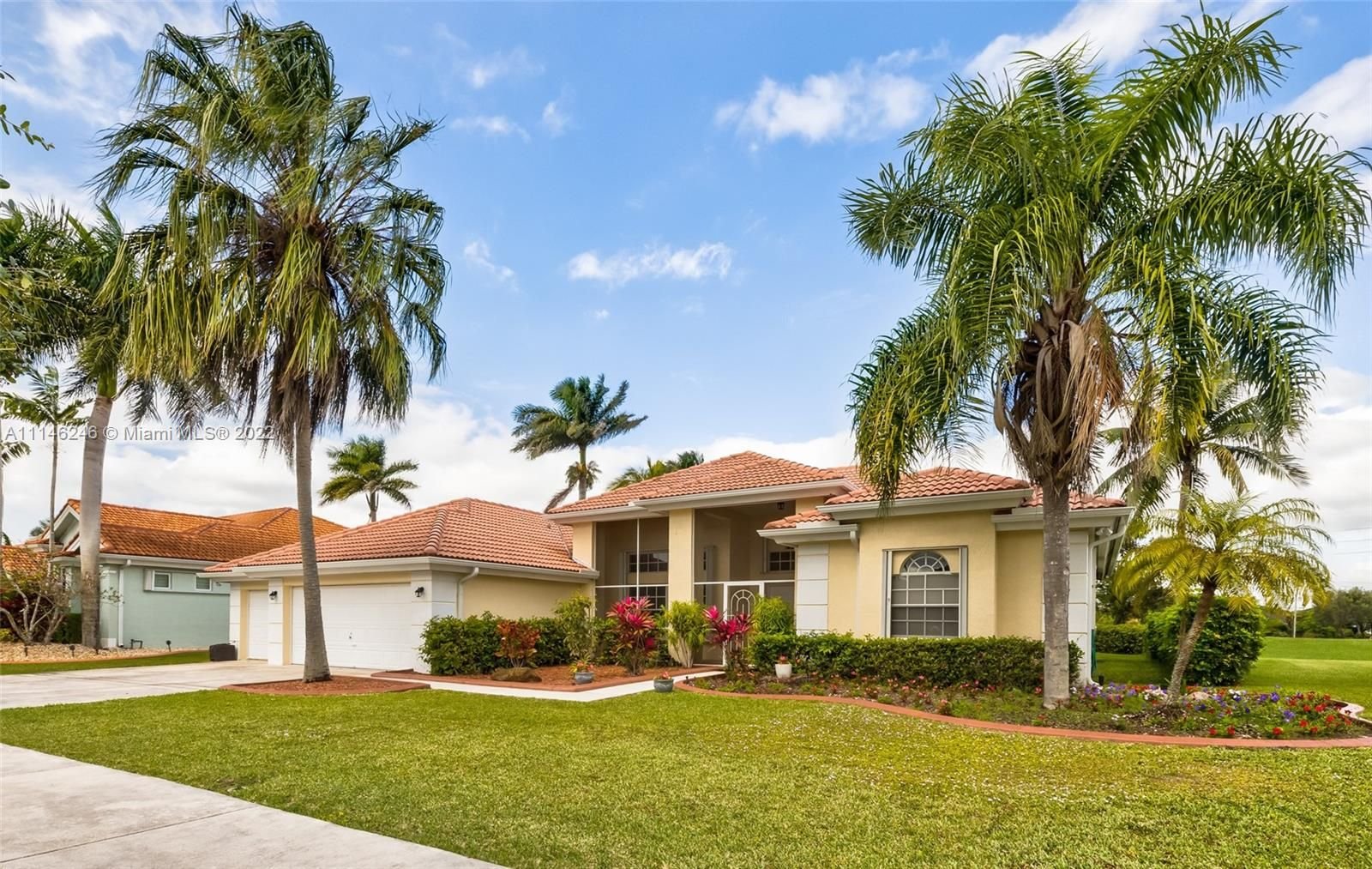 Real estate property located at 2575 Muirfield Ter, Miami-Dade County, Homestead, FL