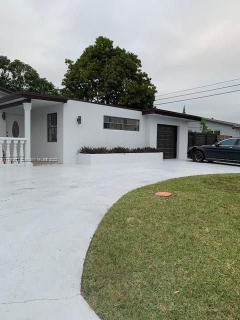 Real estate property located at 17620 108th Ct, Miami-Dade County, Miami, FL