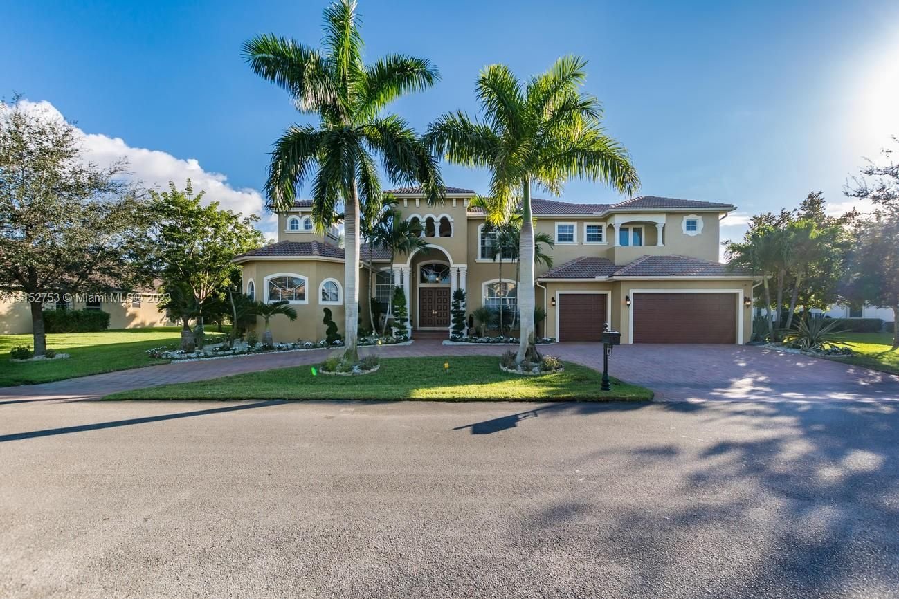 Real estate property located at 15140 16th St, Broward County, Davie, FL