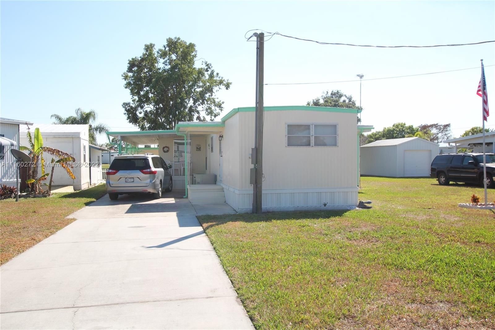 Real estate property located at 1044 Peach Street, Okeechobee County, Okeechobee, FL