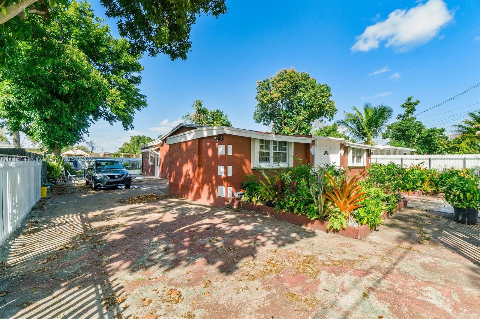 Real estate property located at 2855 170th St, Miami-Dade County, Miami Gardens, FL