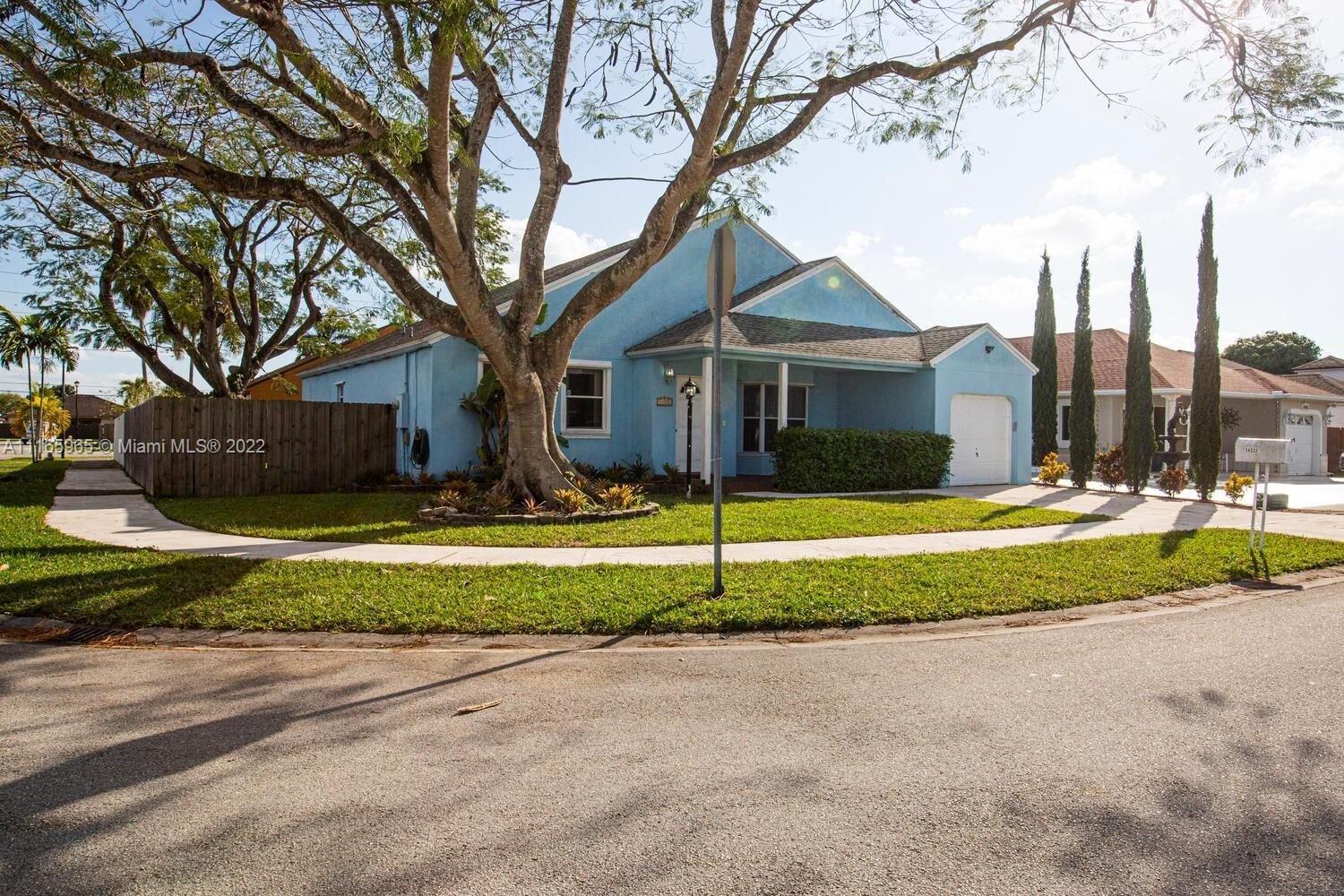 Real estate property located at 14332 159th St, Miami-Dade County, Miami, FL