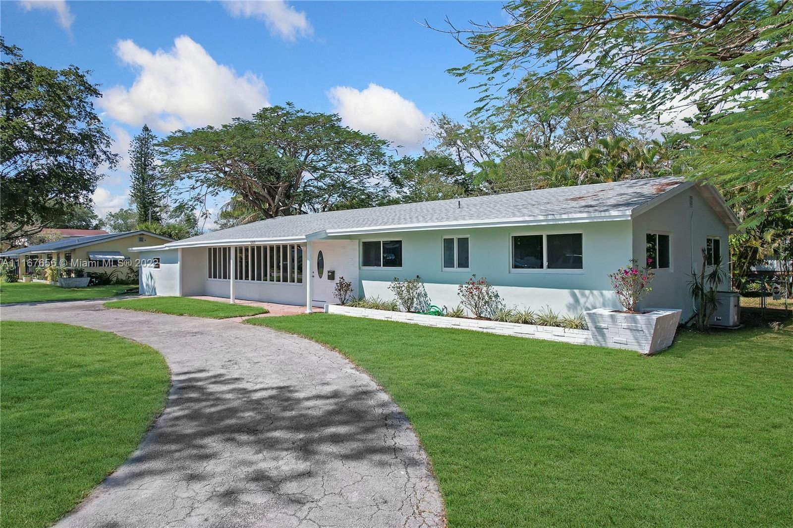 Real estate property located at 6829 13th St, Broward County, Pembroke Pines, FL