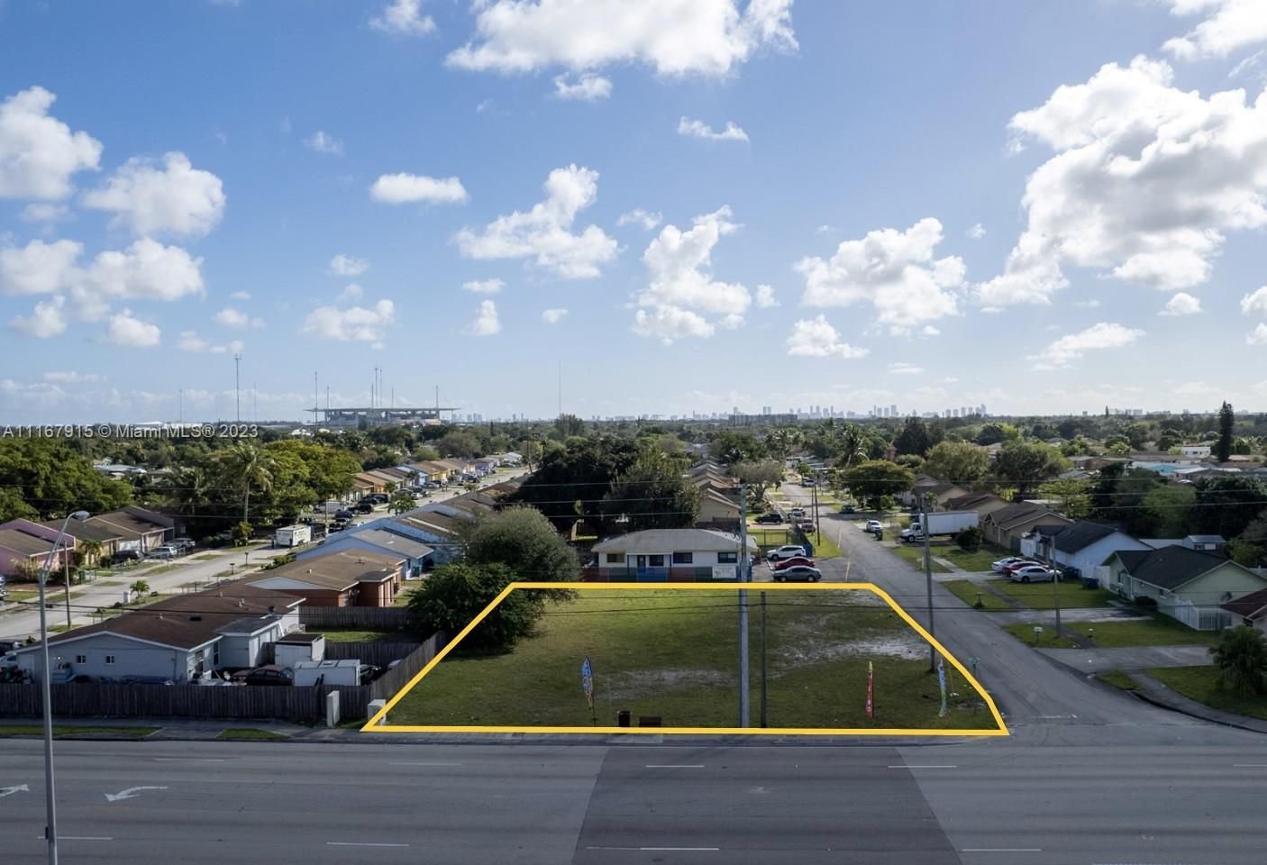 Real estate property located at 19405 Nw 37 Ave, Miami-Dade County, Miami Gardens, FL