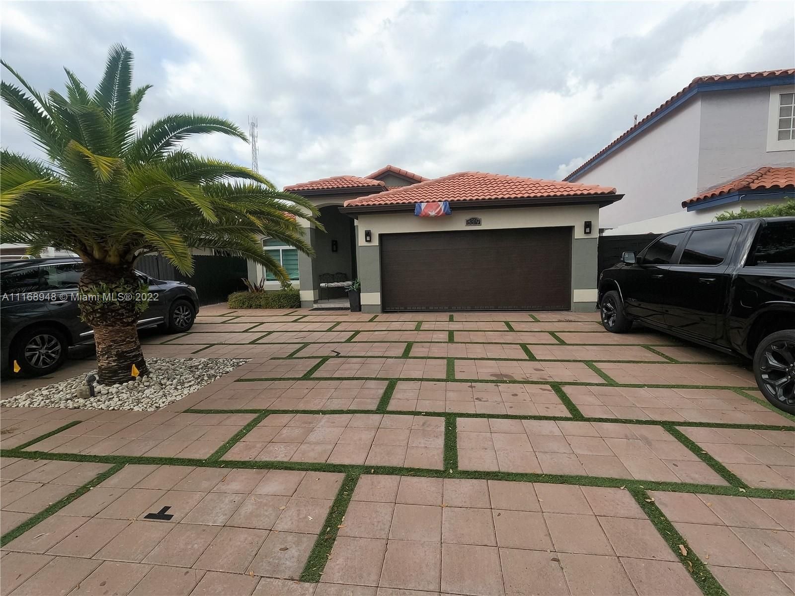 Real estate property located at 8319 201 Ter, Miami-Dade County, Hialeah, FL